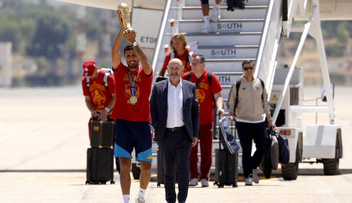 Spania a adus trofeul la Madrid: sosire și paradă anunțate